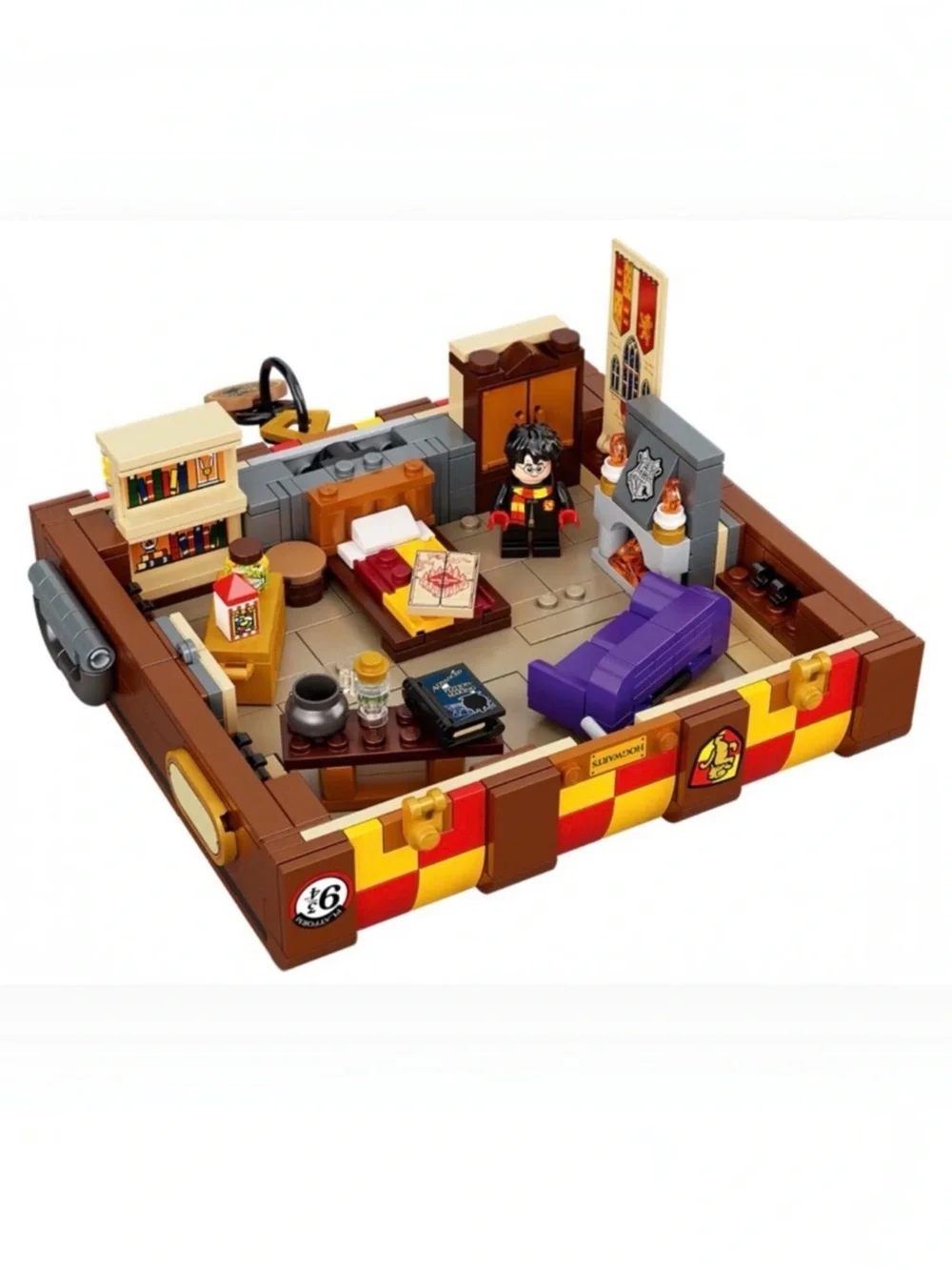 Lego Harry Potter Hogwarts Magical Trunk Set (#76399)